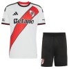 River Plate Barn Hjemmedrakt 2026-27 Kortermet River Plate Barn Hjemmedrakt 2026-27 Kortermet