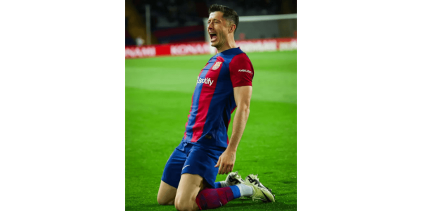 Lewandowskis 100-måls nedtelling for Barcelona: Legendarisk skytespiller når nok en milepæl